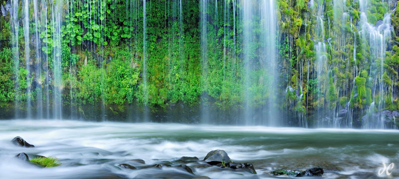 Mossbrae Falls, Sacramento River, Dunsmuir, California