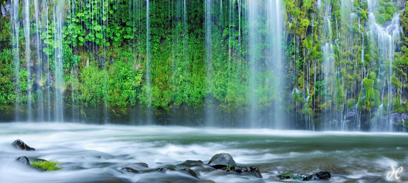 Mossbrae Falls Mossbrae Falls, Sacramento River, Dunsmuir, California