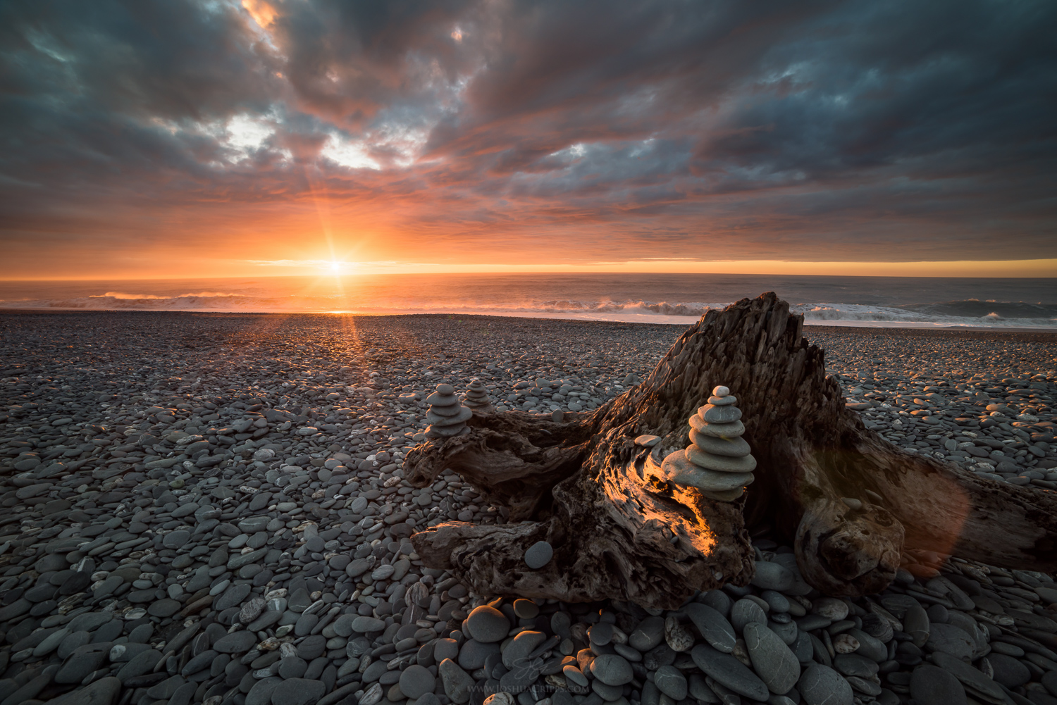 New-Zealand-Gillespies-Beach-sunset