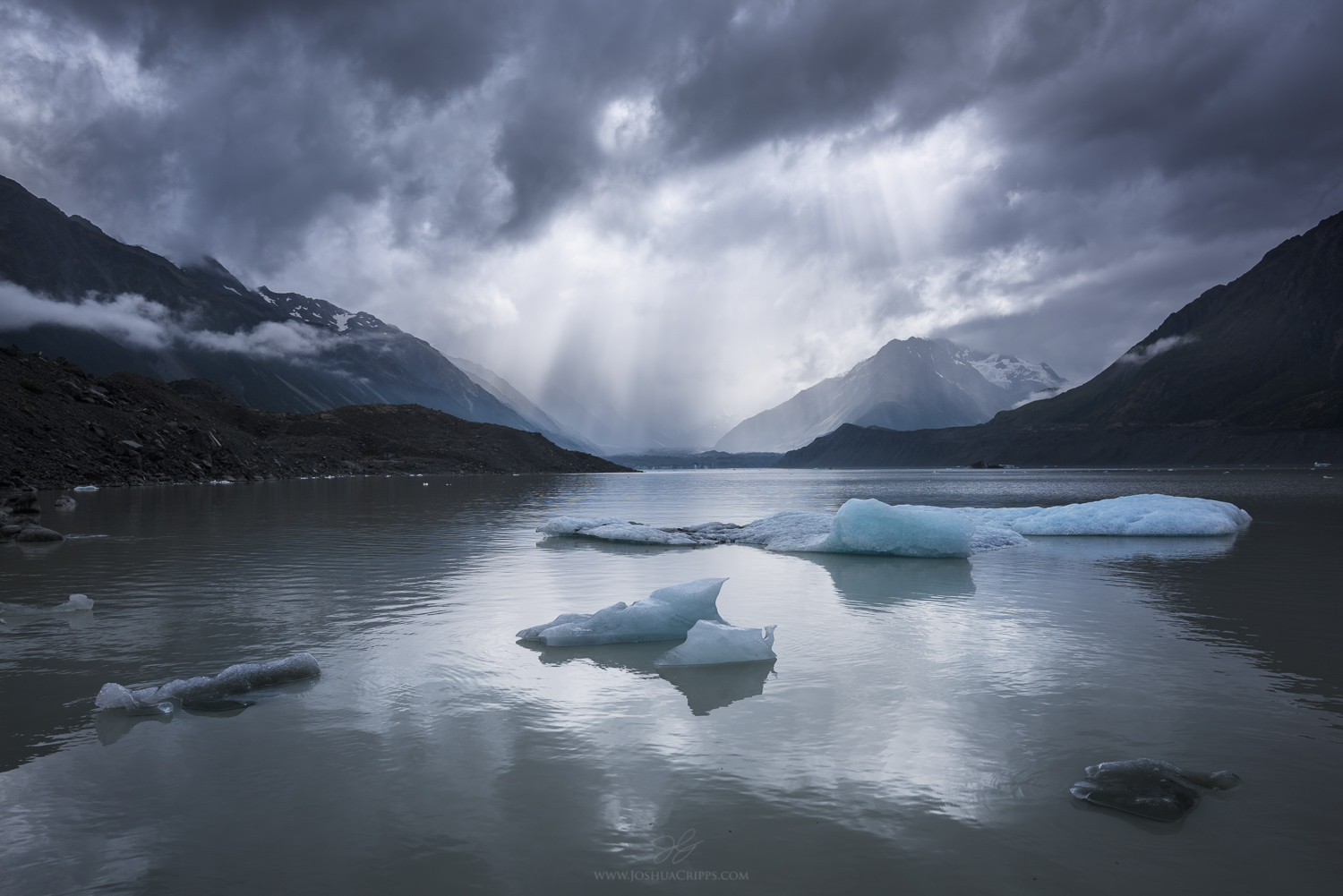 Tasman Lake, New Zealand, March 27th, 2015