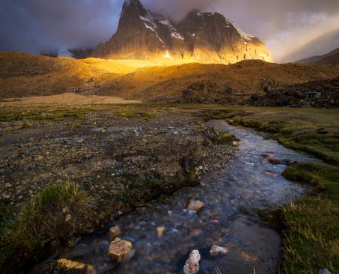 Peru-Cordillera-Huayhuash-Cuyoc