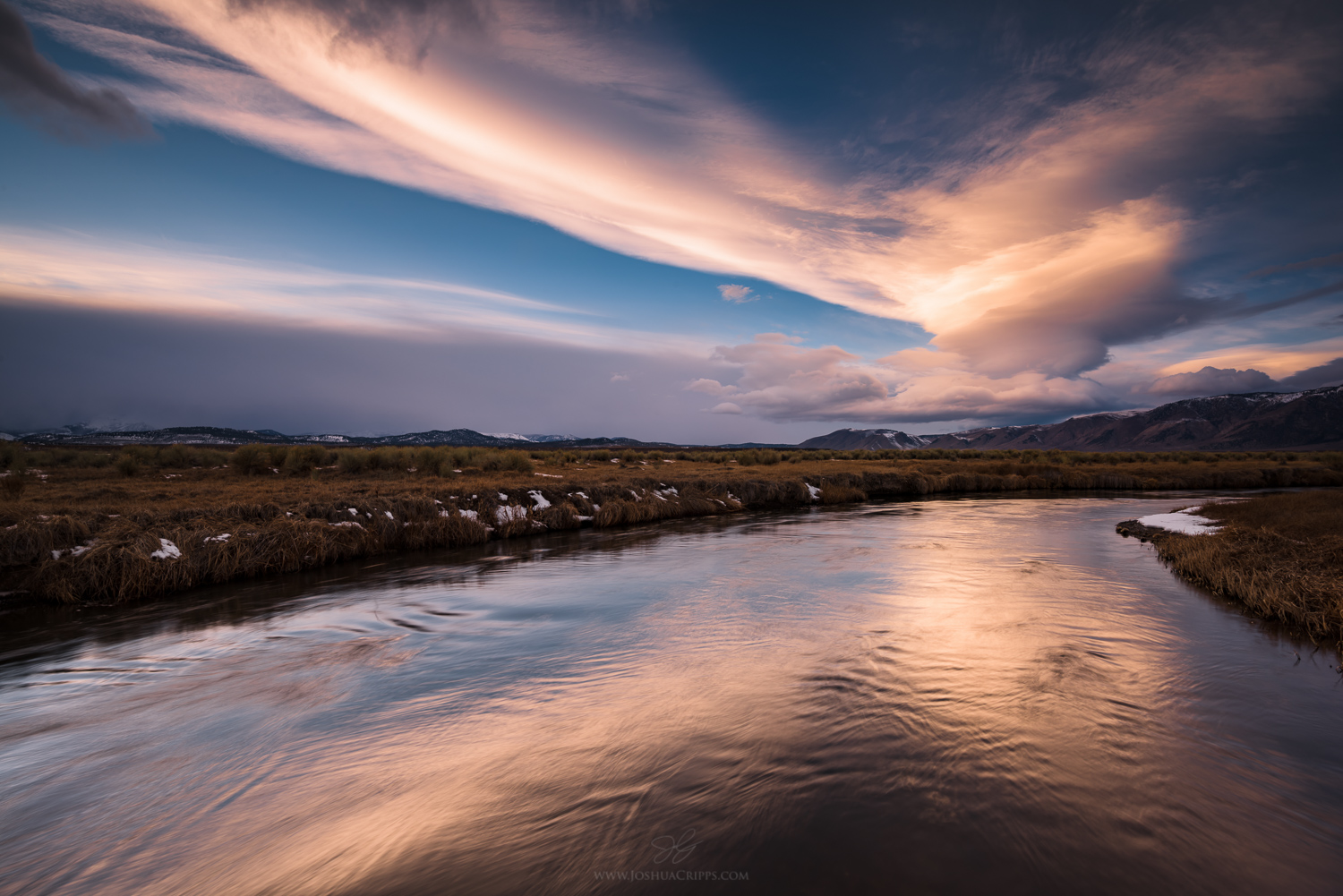 Sierra-Nevada-Owens-River-Lenticular-sunset