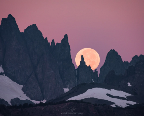 full-moon-minarets-mammoth-sierra-california