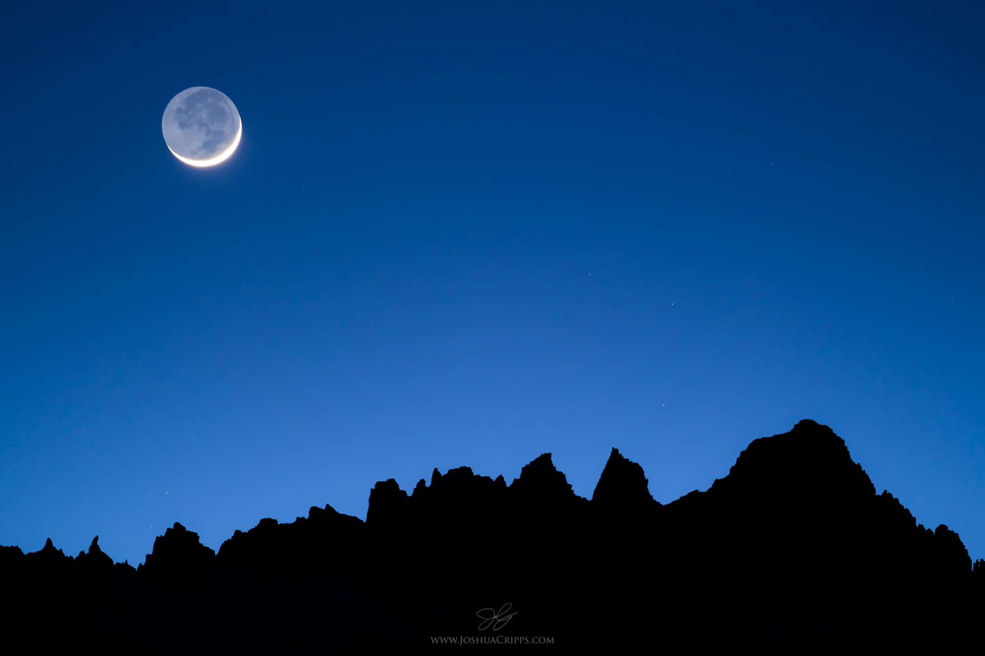 mt-whitney-moon-alabama-hills